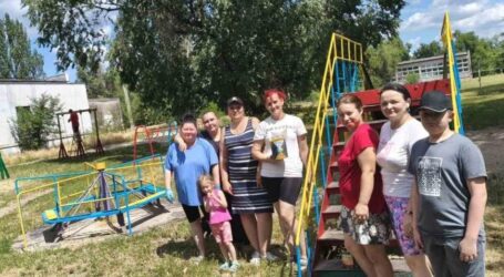 В Кам’янському органи самоорганізації населення продовжують наводити лад на прибудинкових територіях