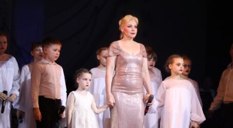 Від мрії до зірок: у Кам’янському творча майстерня «Гармонія» відсвяткувала свій перший великий ювілей