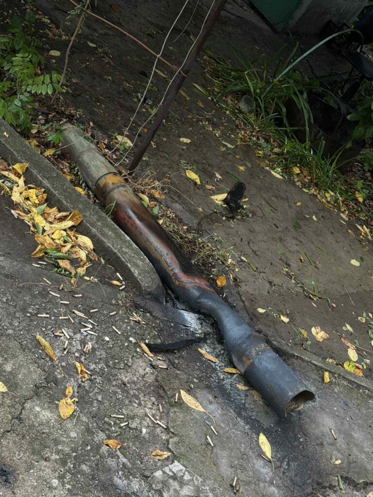 Вибух арсеналу в Курилівці: один охоронець загинув, пошкоджені два десятки будинків, а постраждалим погрожують розправою за розголос - ФОТО