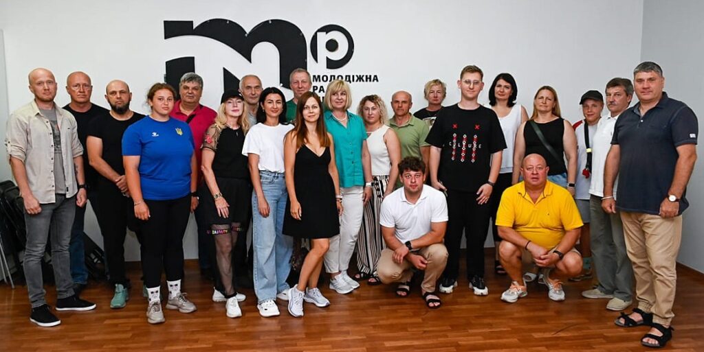 Безкоштовні тренування триватимуть до осені: в Кам'янському підбили перші підсумки проєкту "Кам’янчанам – кам’яні м’язи!» - ФОТО