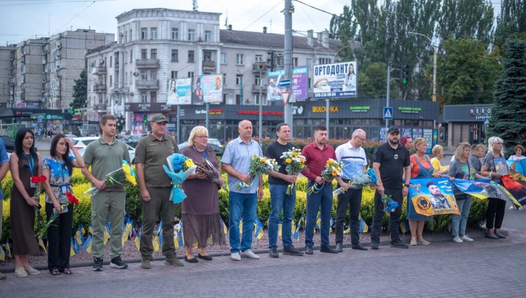 Сьогодні в Україні вшановують пам'ять тих, хто був страчений, закатований або загинув в полоні - ФОТО