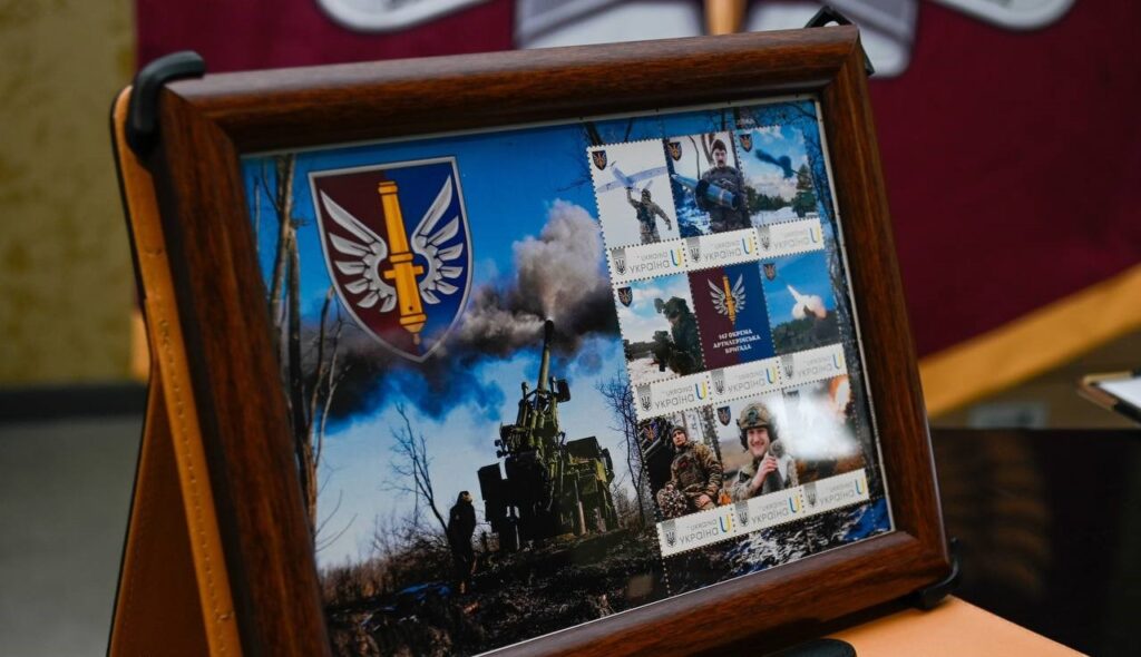 В Кам’янському відбулися урочистості з нагоди річниці створення 147-ї окремої артилерійської бригади - ФОТО