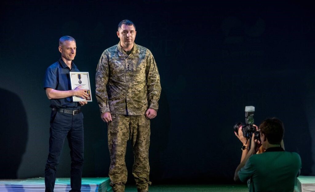 В Кам'янському сьогодні з професійним святом вітали металургів - ФОТО