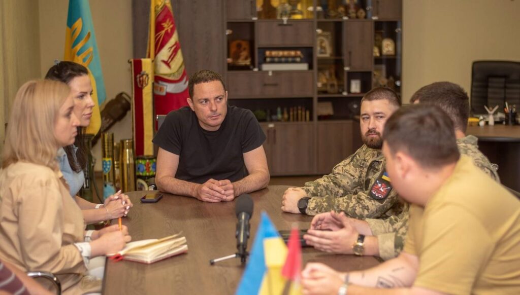 Кам'янське продовжує підтримувати підрозділ, у складі якого служить понад сотня наших земляків - ФОТО