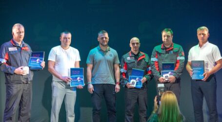 В Кам’янському сьогодні з професійним святом вітали металургів