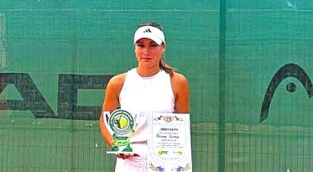 Кам’янські тенісистки стали призерками чемпіонату України