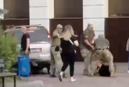 На відео з “бусифікацією” у Кам’янському відреагував Омбудсман Дмитро Лубінець