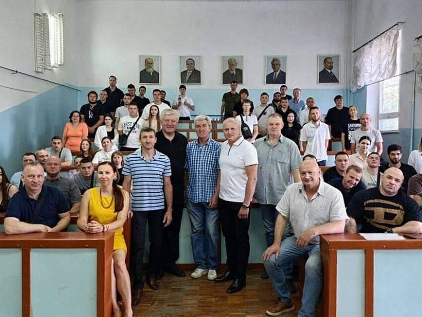 У ДДТУ в Кам’янському відбувся перший випуск бакалаврів спортивного напряму