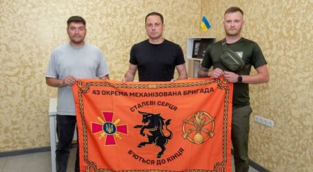 В Кам’янському в рамках програми «Бюджет участі. МІСТО» нашим захисникам передали дрони для розвідки