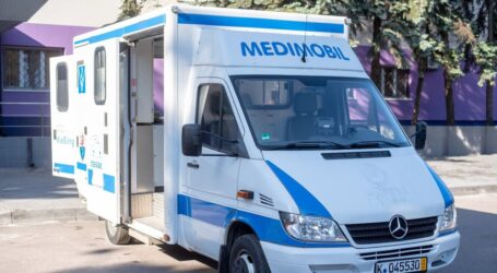 Німецькі партнери передали авто для лікарні швидкої меддопомоги у Кам’янському