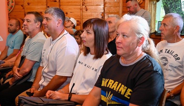 В Кам'янському з професійним святом вітали тренерів спортивних закладів міста - ФОТО