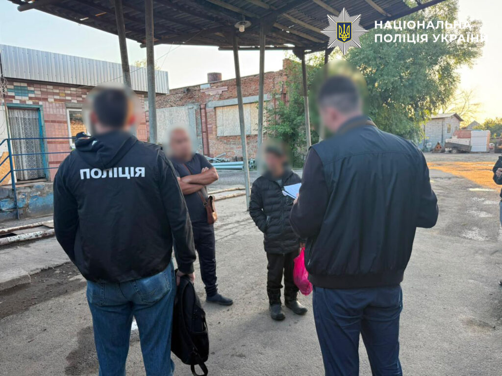 Крали гроші, що виділялись на ремонт критичної інфраструктури: на Дніпропетровщині викрили масштабну оборудку з розкрадання бюджетних коштів - ФОТО