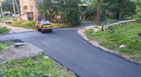 В Кам’янському завершили ремонт внутрішньоквартальної дороги на вул. О. Алексеєнка та на ділянці по вул.Айвазовського