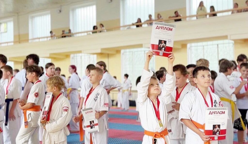 В Кам’янському провели «Бойовий марафон» на честь дня народження творця кіокушин карате - ФОТО