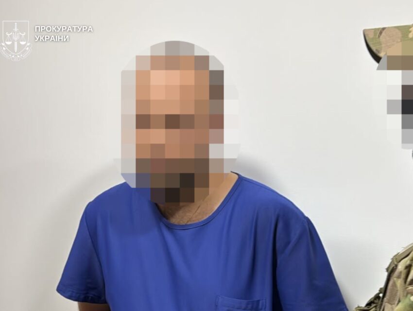 Три тисячі доларів США за підтвердження інвалідності: у Дніпрі затримали лікаря, який вимагав хабар у військового