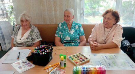 Дбати про себе та тримати власні кордони: в Центрі надання соціальних послуг Кам’янського провели зустріч для відвідувачів