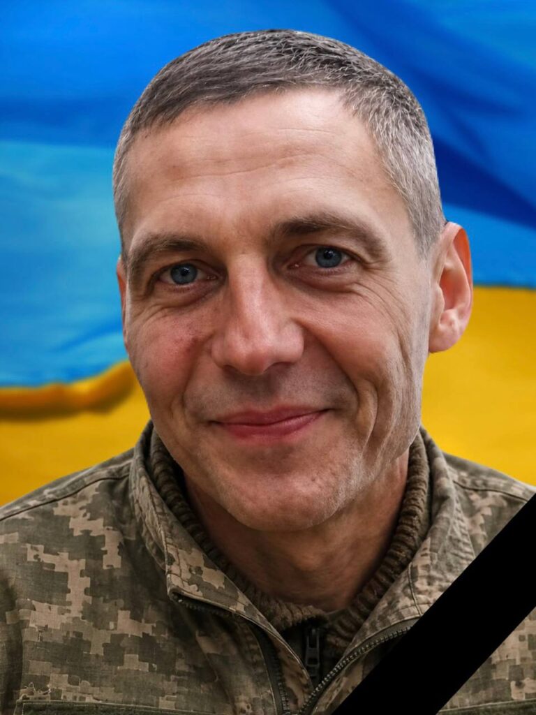Завтра в Кам'янському проводять в останню путь захисника України Антона Красовського - ФОТО