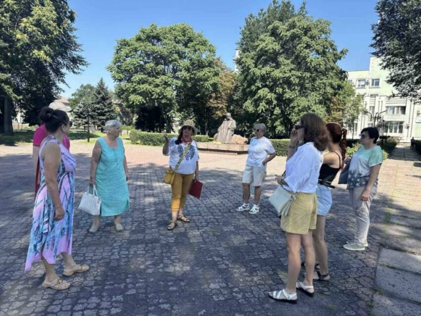 Минуле та сьогодення парків Кам’янського – в одній недільній прогулянці