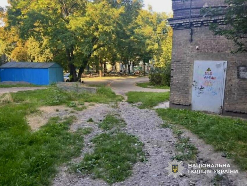 Вдарив знайомого трубою по голові: в Кам’янському суперечка закінчилась лікарнею для одного з учасників