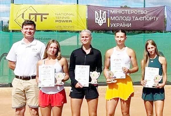 Єлизавета Крива з Кам’янського виборола “бронзу” на чемпіонаті України з тенісу