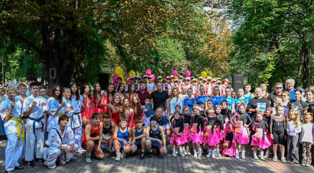 В Кам'янському відзначили найкращих представників спортивної галузі міста - ФОТО