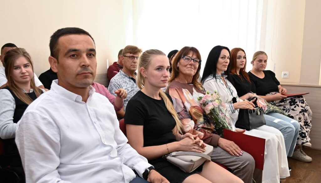 Представників бізнес спільноти Кам'янського привітали з Днем підприємця - ФОТО