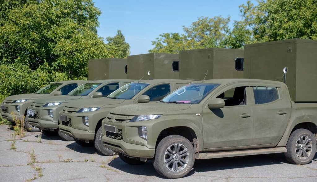 Кам'янське підтримало військових, що захищають небо над містом та областю - ФОТО