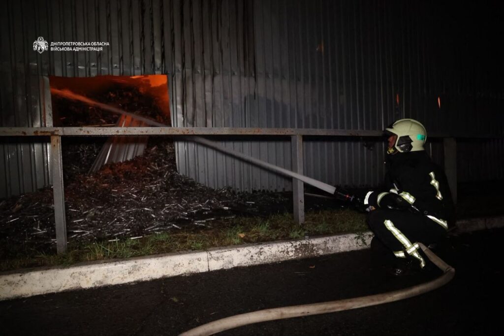 Вночі ворог гатив по промислових підприємствах на Дніпропетровщині: є загиблі та постраждалі - ФОТО