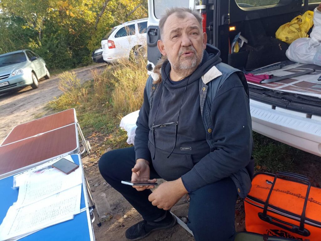 В Кам’янському на Зеленому острові рибалки прибрали сміття та позмагались у вилові риби - ФОТО