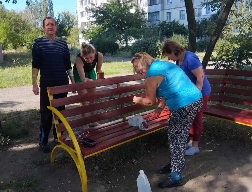 Органи самоорганізації населення в Кам'янському долучилися до Всесвітнього дня прибирання - ФОТО