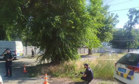 У Кам’янському судитимуть містянина, який кинув гранату в поліційного та військовослужбовця ТЦК