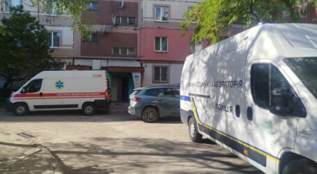 На Лівобережжі Кам’янського чоловік зарізав свого пасинка