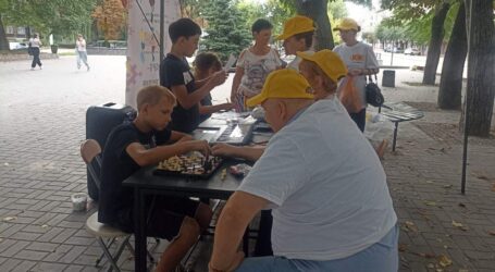 Як арттерапія в Кам’янському готує містян до екстремальних ситуацій