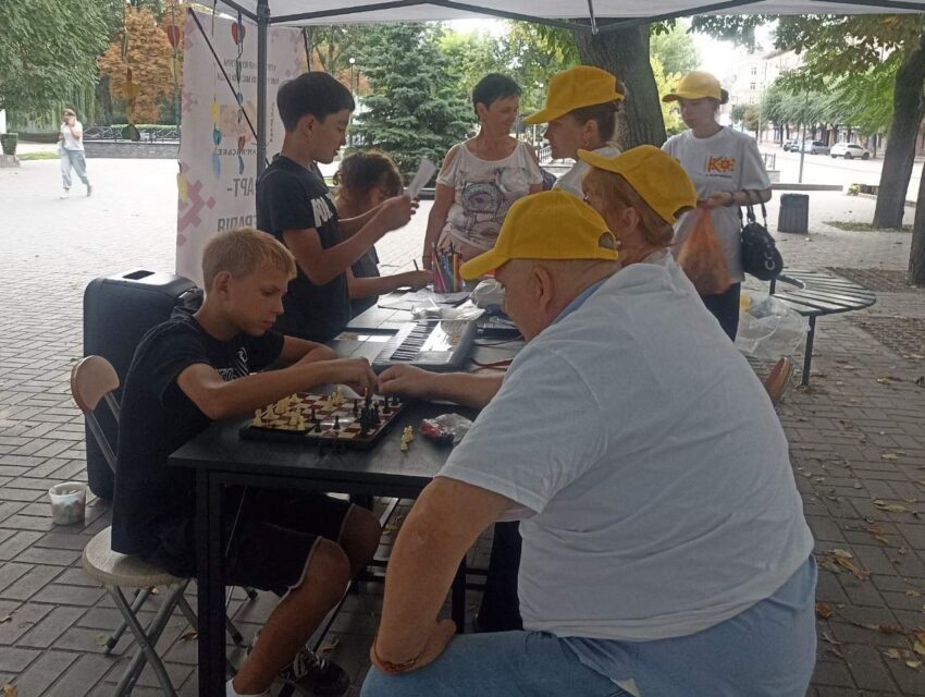 Як арттерапія в Кам’янському готує містян до екстремальних ситуацій