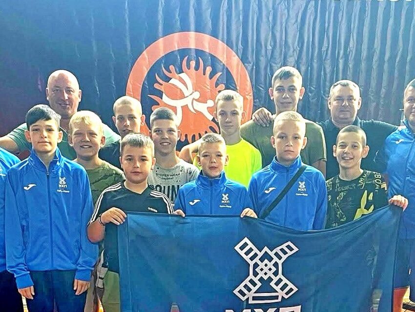 Кам’янчанин увійшов до ТОП-5 чемпіонату України з боротьби, а його тренер став міжнародним суддею