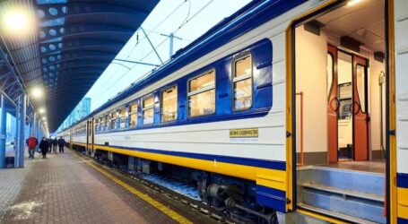 На Дніпропетровщині у вересні подорожчає проїзд в електричках: Укрзалізниця запроваджує шестизонову систему тарифів