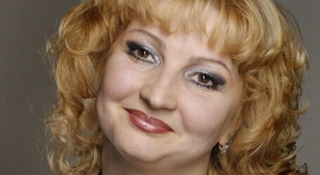Валентина Галенко: «Мама – людина дуже пробивна – знайшла там головного режисера, хормейстера й узагалі всіх, кого тільки можна було знайти. Вона привела мене до них і каже: «Подивіться мою дівчинку!»»