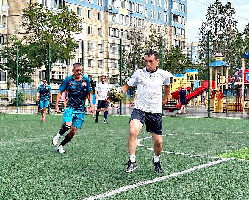 Магія п’ятірки у чемпіонаті Кам’янського з мініфутболу - ФОТО