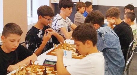 Кам’янські шахісти здобули історичне “золото” на чемпіонаті Дніпропетровщини