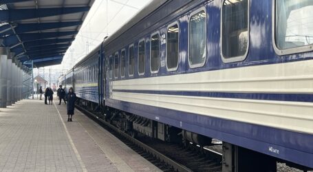 Укрзалізниця повідомила про затримку потягів до та з Дніпра сьогодні
