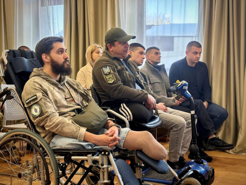 Підтримка ветеранів: громадські організації з Кам’янського можуть взяти участь у конкурсі та отримати грант до 50 тисяч доларів