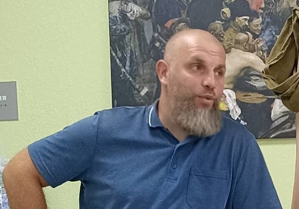 Допомагають повернутись до цивільного життя: Ветеранський простір в Кам’янському опікується військовослужбовцями та виховує патріотів - ФОТО