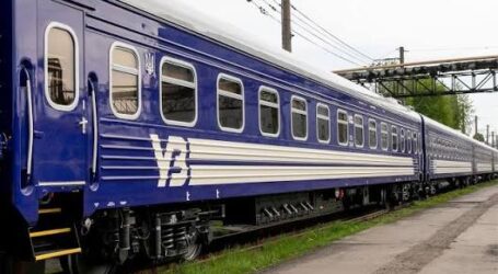 Через затримки потягів пасажирам із Кам’янського варто врахувати зміни в графіку