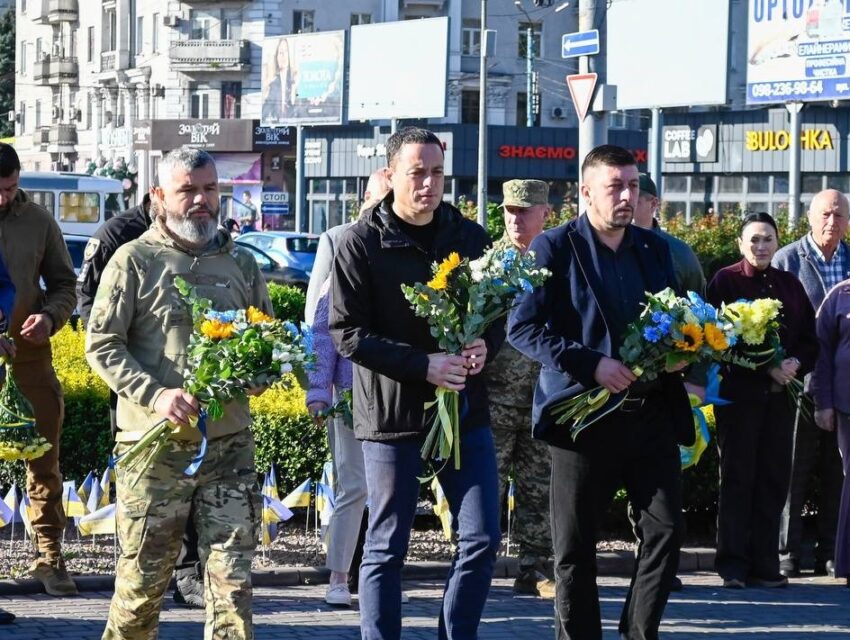В Кам’янському у День захисників і захисниць України відбулись урочисті заходи